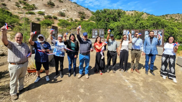 Inauguración de la Plaza del Encuentro de los Hornos de Lonquén