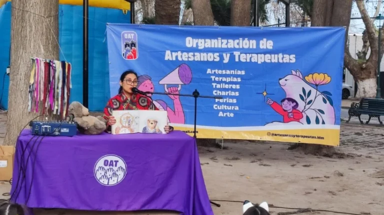 Corporación participa en celebración del Día de las Infancias con cuentacuentos en Talagante